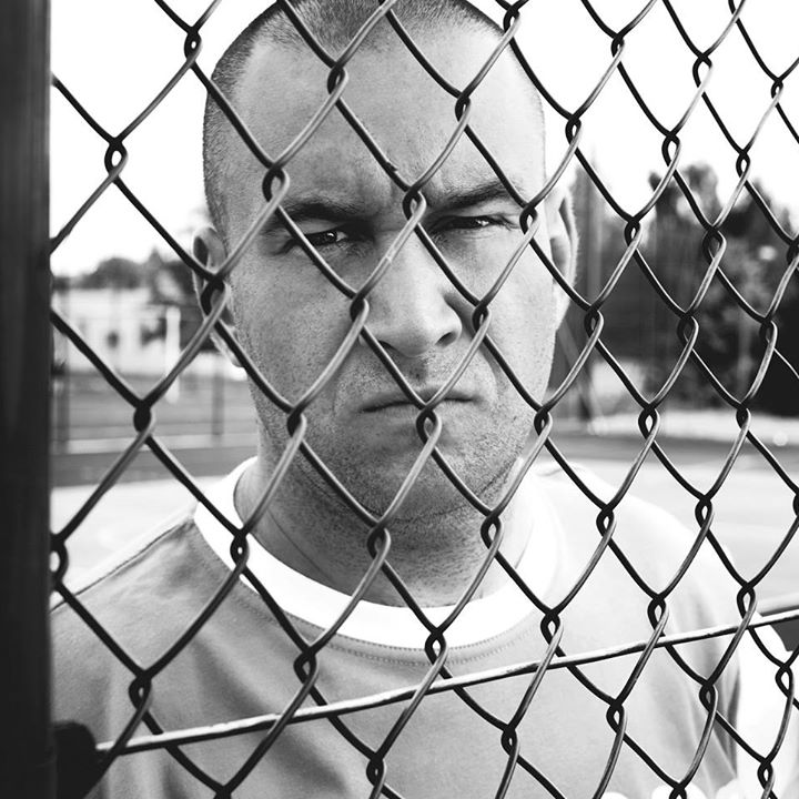 Photo of BU z tytułowym numerem z nadchodzącej płyty