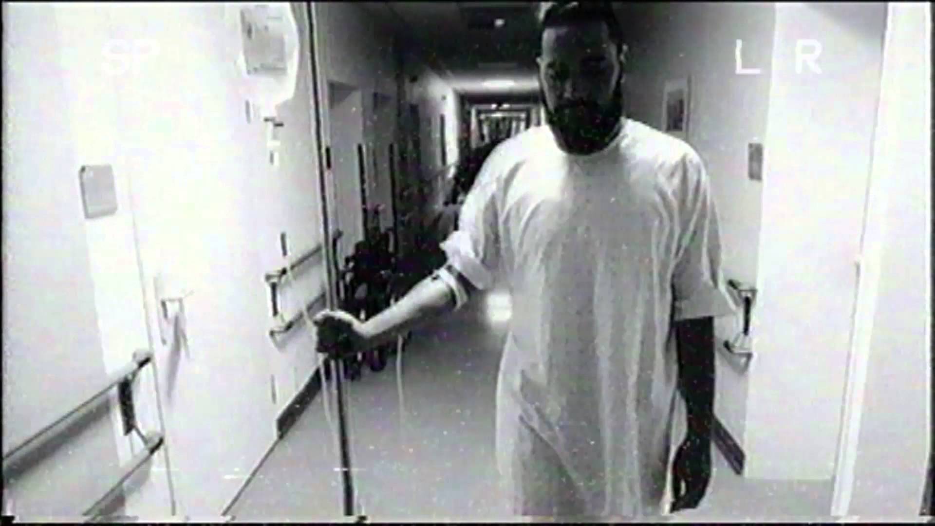 Photo of Noah Slee – Sink (prod. KitschKrieg)