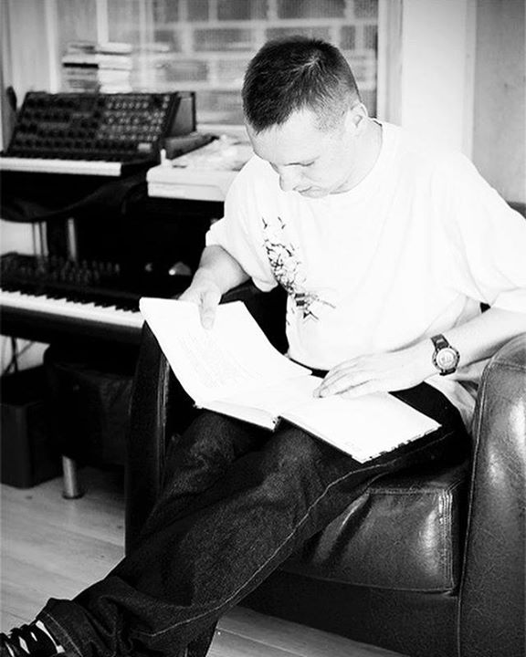 Photo of „Lata lecą jak rymy w kolejny zeszyt”

W…