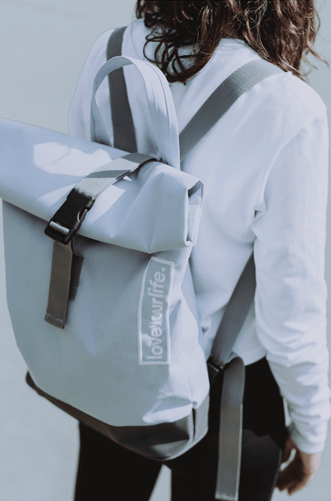 Photo of Do kolekcji „loveyourlife: COLORS” dorzu…