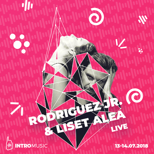 Photo of Rodriguez Jr. & Liset Alea live….