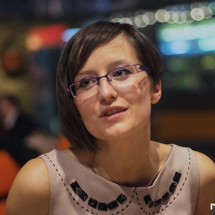 Photo of Anna Kokolus, wicedyrektor RCK, o teledysku rapera Korkiego | komentarze | raciborz.com.pl