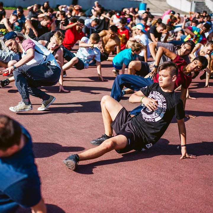 Photo of Morning Workouts full of people #catch…