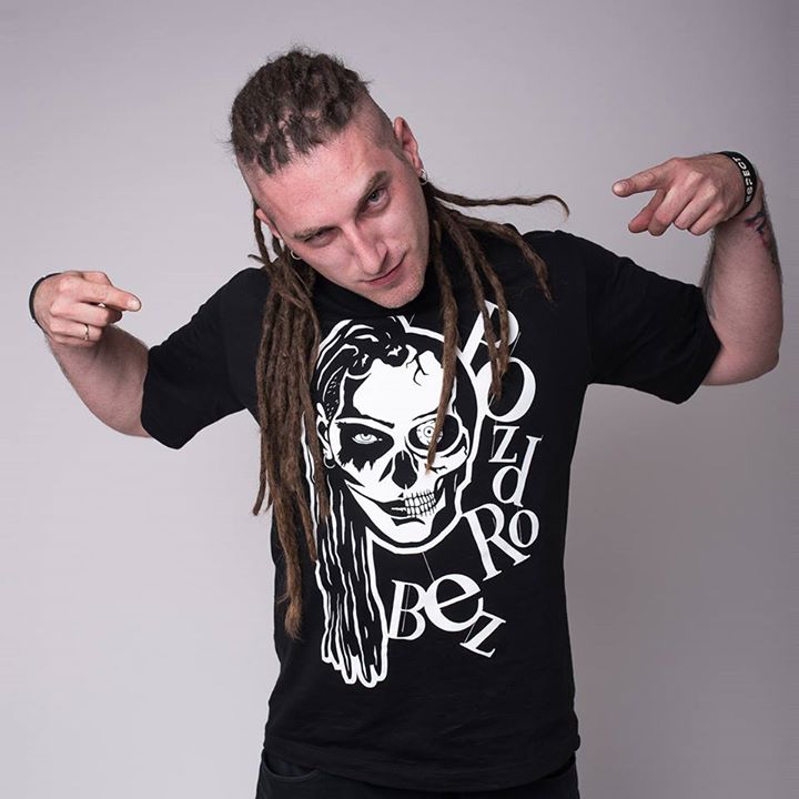 Photo of Koszulki Skull szybko schodzą, więc nie …