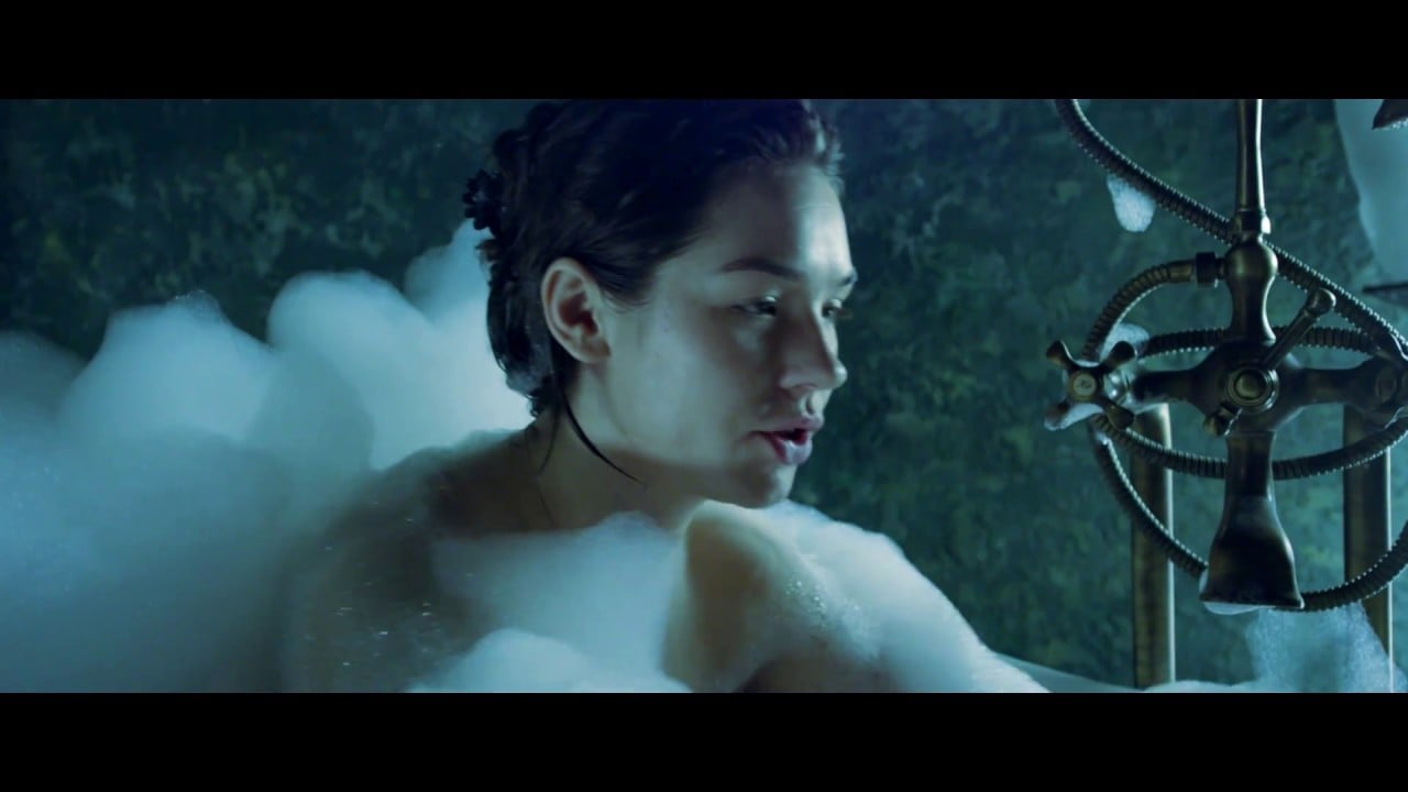 Photo of Karolina Czarnecka Feat. L.U.C. – Demakijaż OFFICIAL VIDEO