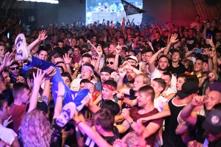 Photo of Żabson rozruszał hangar, za chwilę na gł…