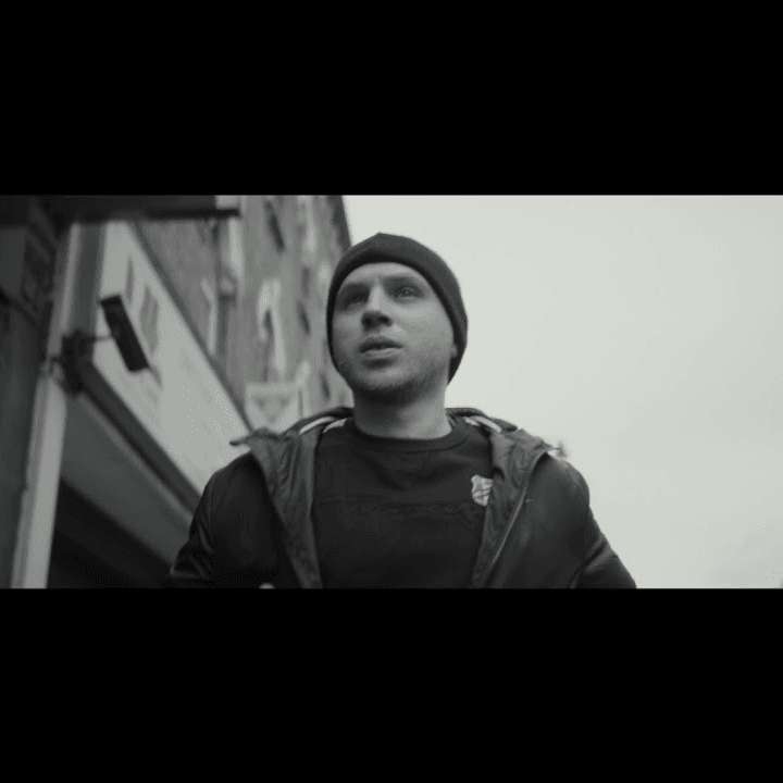 Photo of Wuzet – Podstawiają nogę (prod. eRAeFI) VIDEO