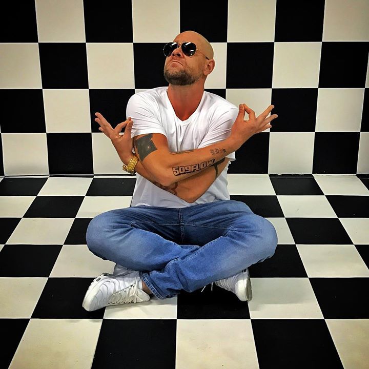 Photo of PONIEWAZ W PLOCKU GRAMY O 01:00 MAM TERA…