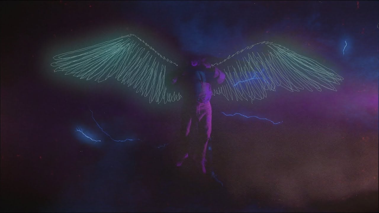 Photo of YOUNG MULTI – Skrzydła (prod. Vznare & Theo Beats)