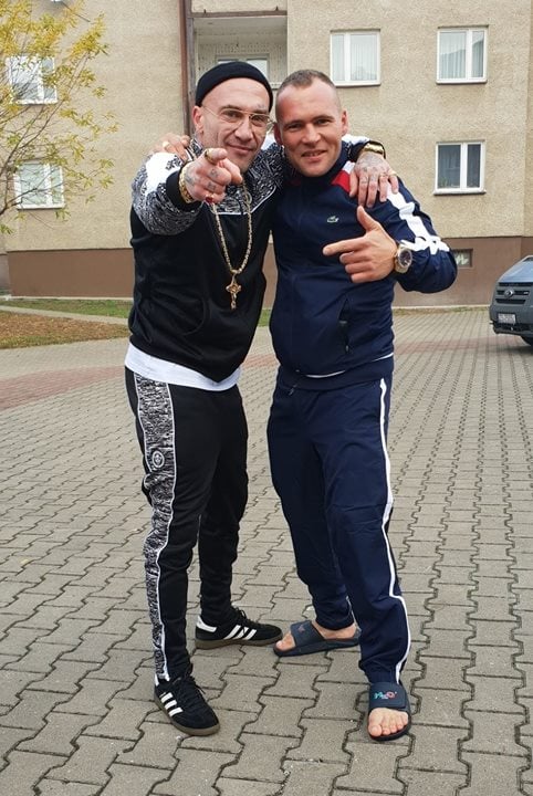 Photo of Są klapki, są brylanty, jestem Ja i jest…