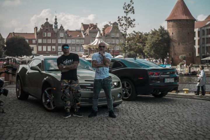 Photo of Beng!

Nowy klip od Buczera z moim gości…