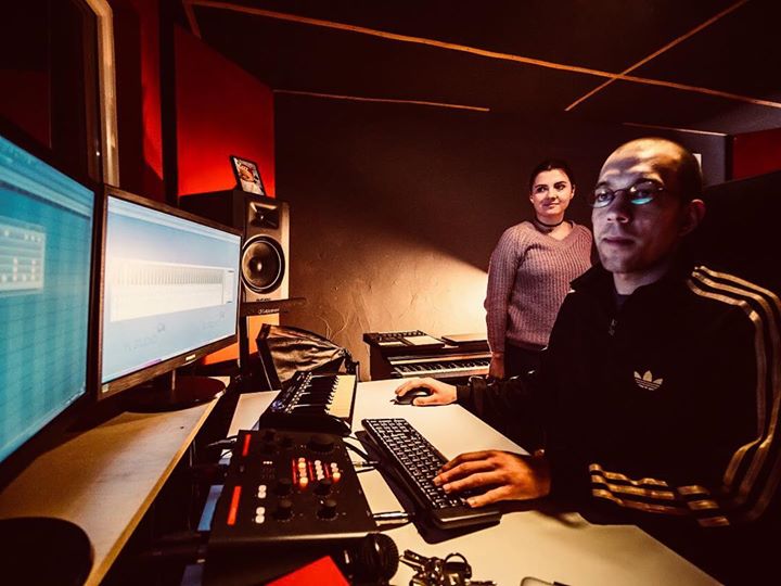 Photo of ROBOTA Z @madyaydam , ️

 @dkarpiszprodu…