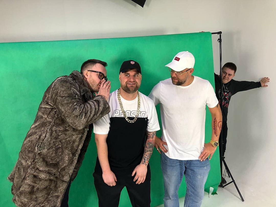 Photo of Worek z featami 2019 otworzyła płyta Hol…