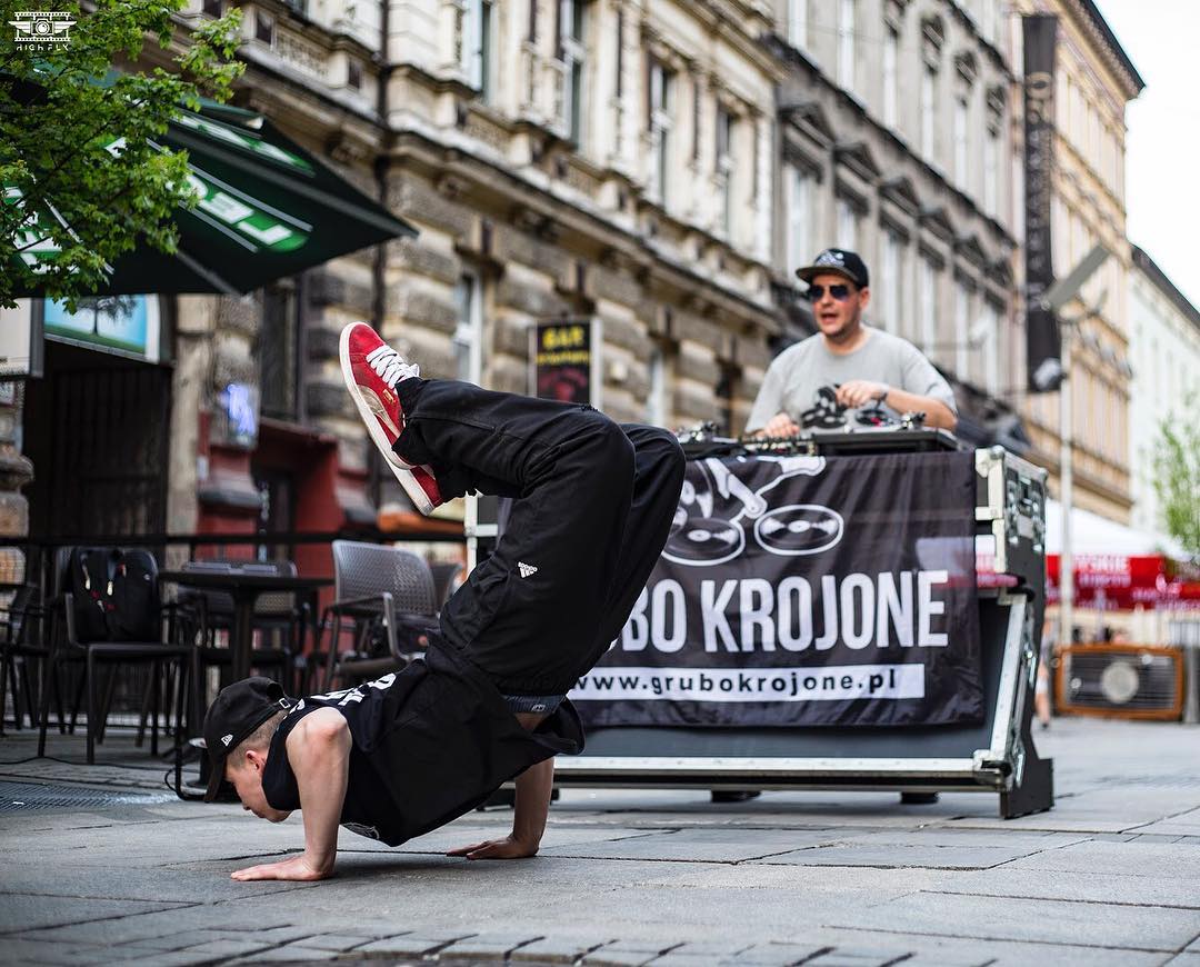 Photo of Gościnny udział Hip Hop Spotu w klipie L…