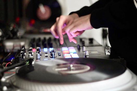 Photo of Nauka DJingu na gramofonach w Hip Hop Sp…