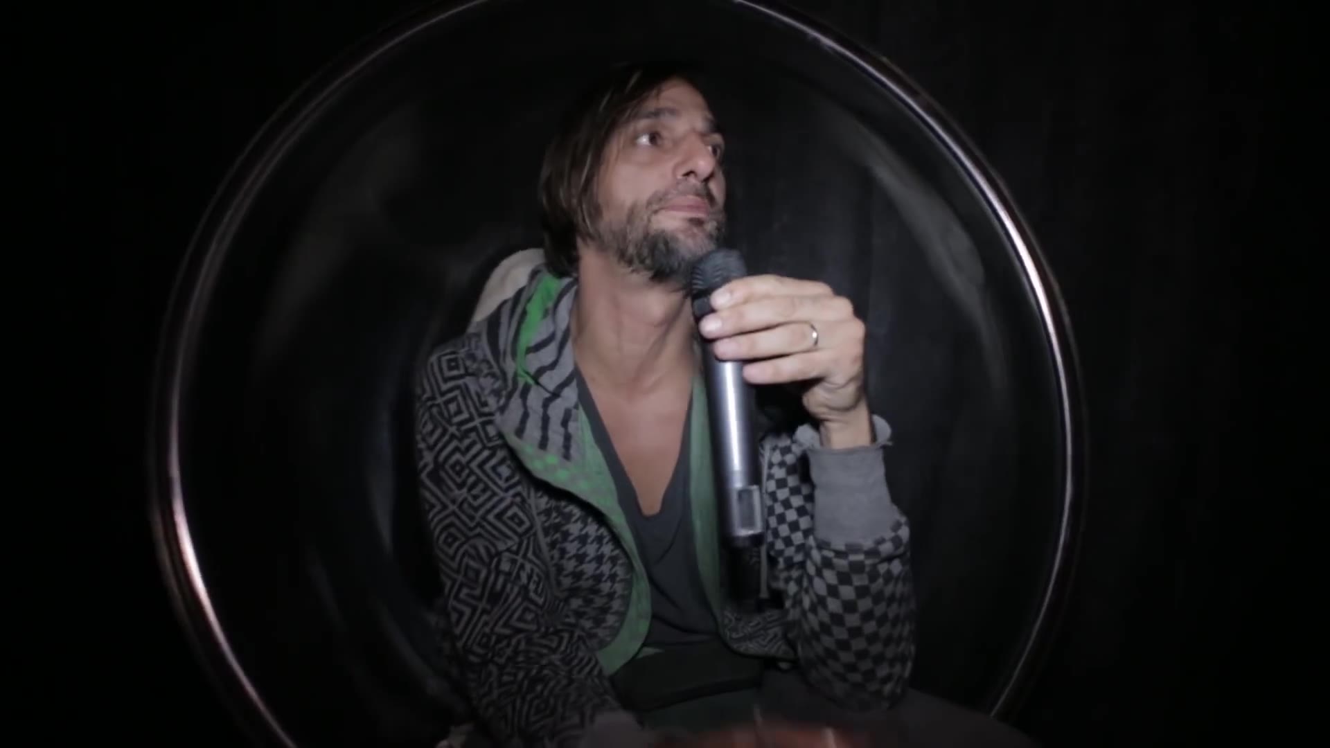 Photo of Obejrzyj Ricardo Villalobos about dreams and sleep ? | BE-AT.TV
