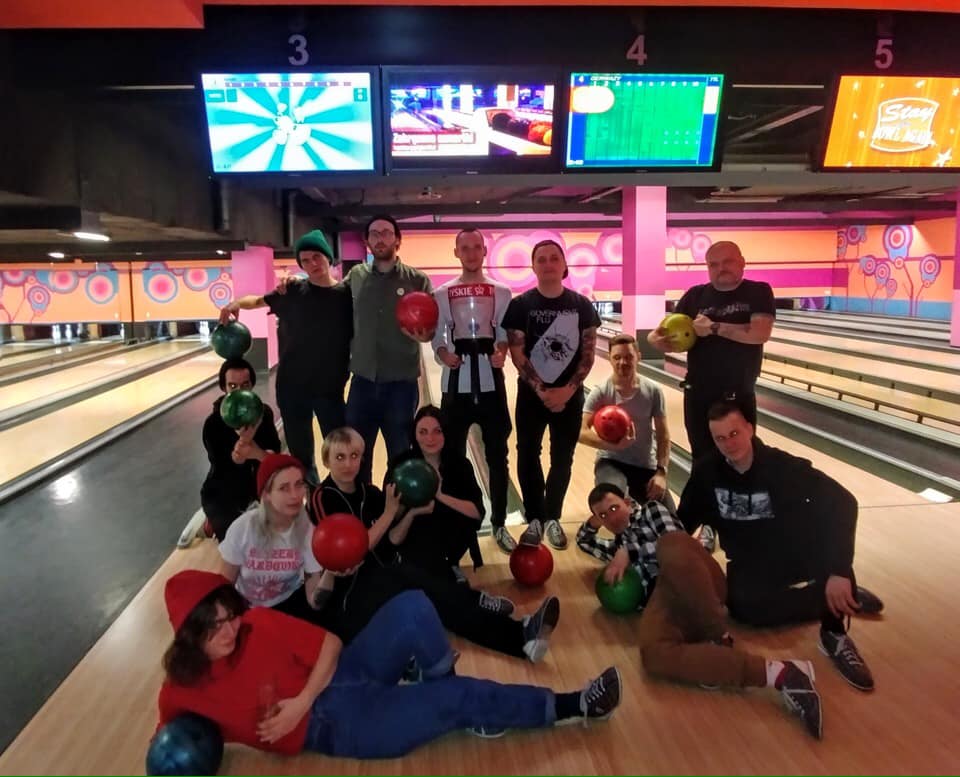 Photo of Pogłos nie  pracuje bo gra w kręgle!