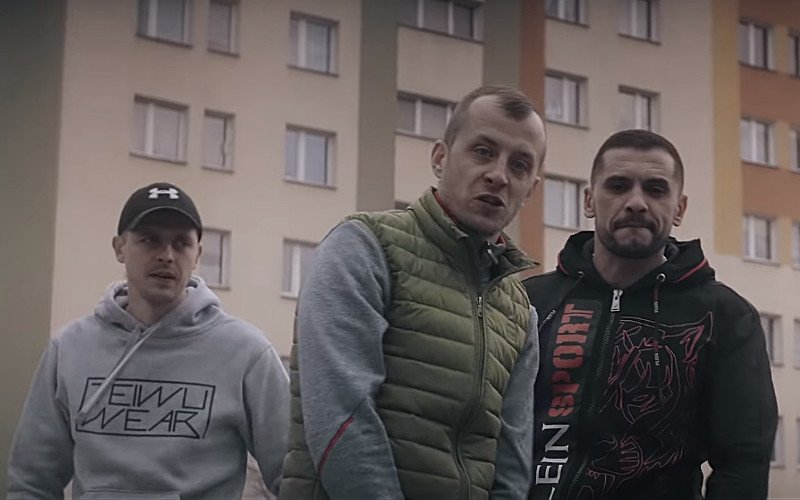 Photo of Murzyn i Wieszak gościnnie u TPS-a. Klip 'Jak My’ trafił do sieci! – rapnews.pl