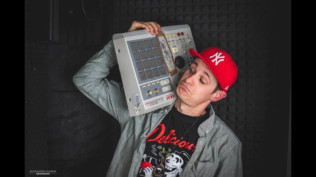 Photo of Michos a.k.a. LoseMind – Real School (cuts: Dj Ure)