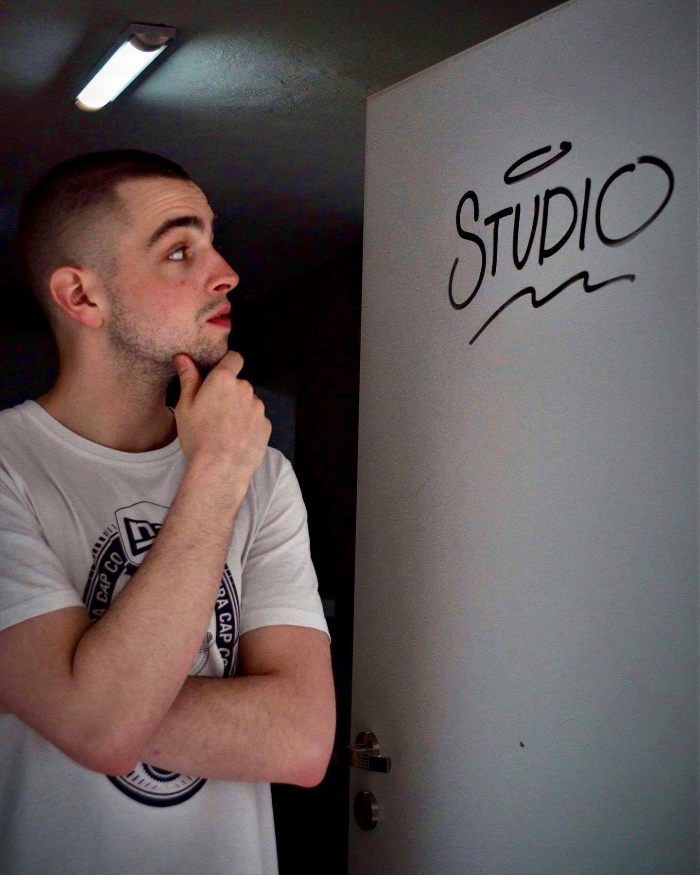 Photo of Chcesz przyjść na darmową lekcje DJingu?…