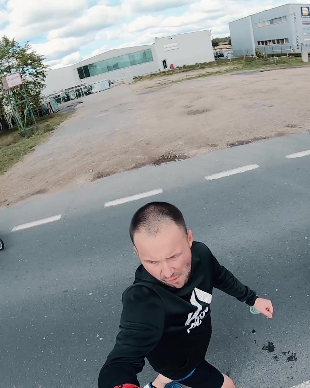 Photo of Obejrzyj Stasiak – Wings for Life World Run 2019