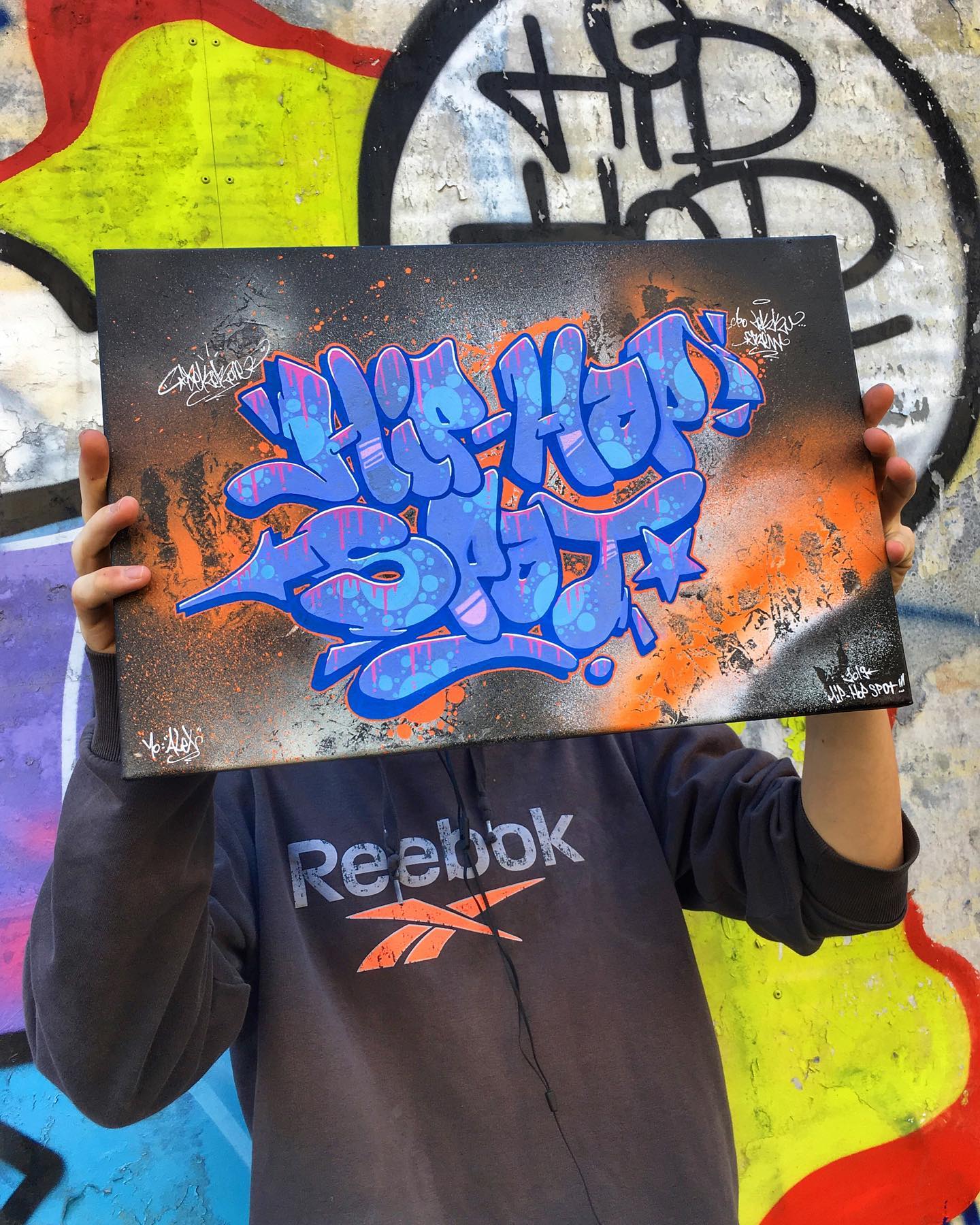 Photo of Na ścianie w Spocie zawisło nowe dzieło …