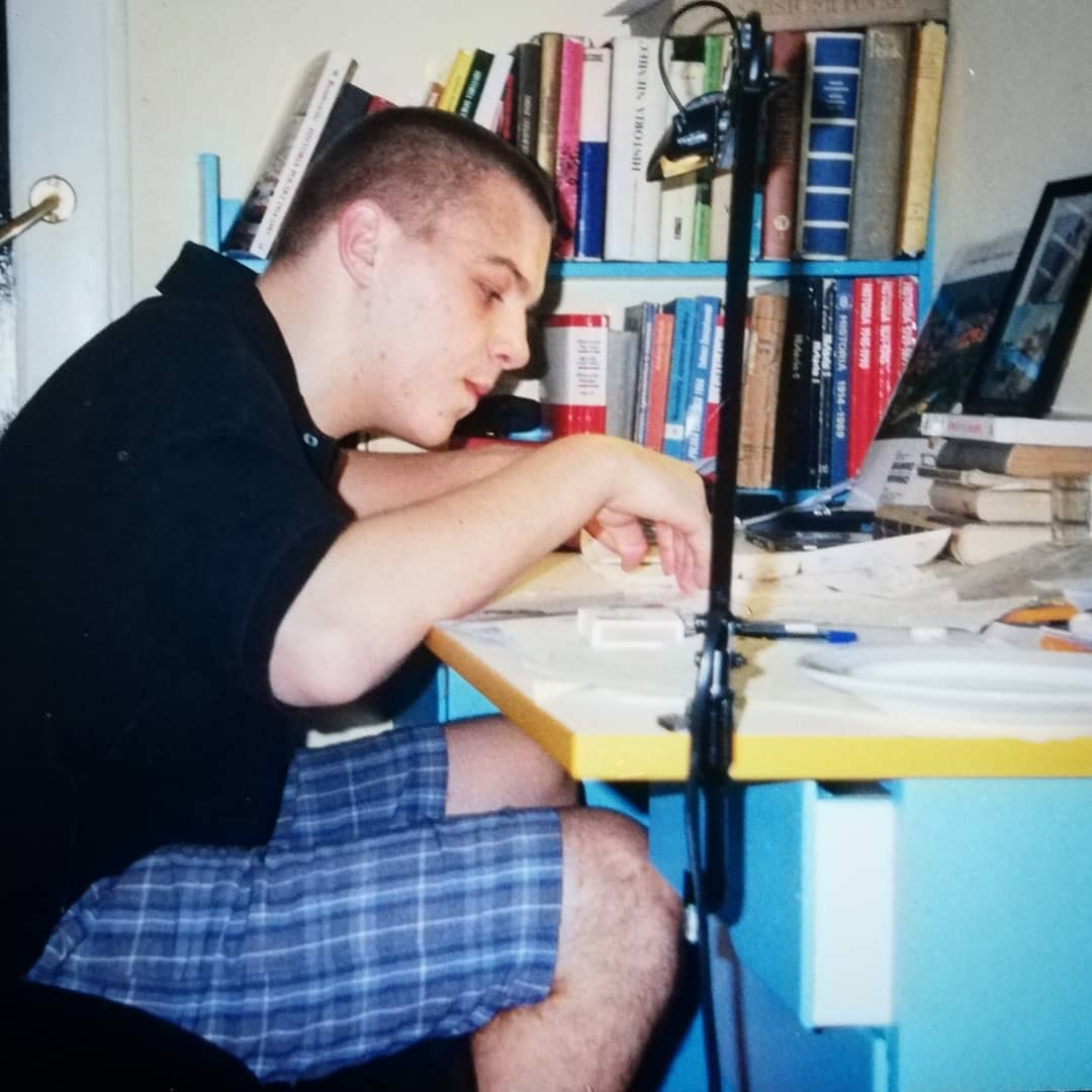 Photo of Oto ja. Jakieś ćwierćwiecze temu. Uczę s…