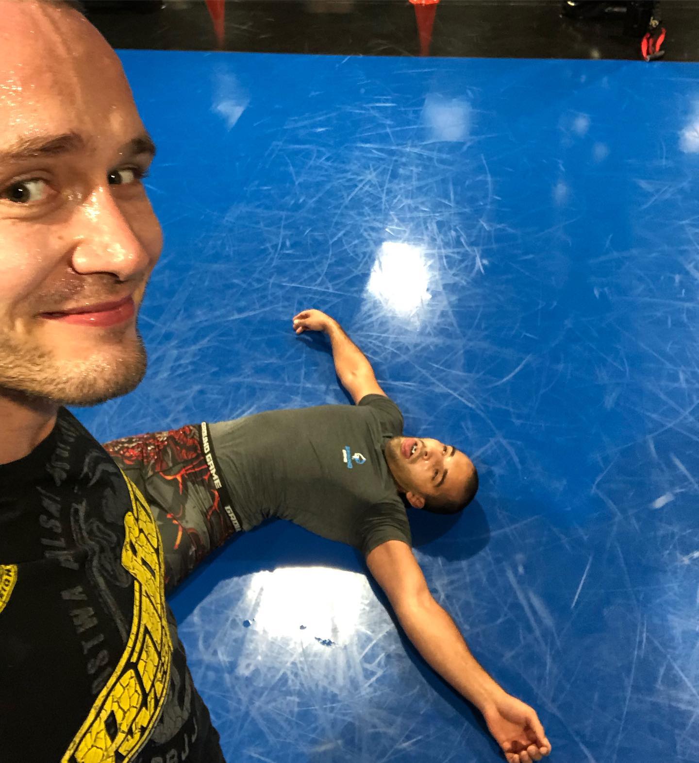 Photo of hasło „jeszcze nigdy nie umarłem” prawie…