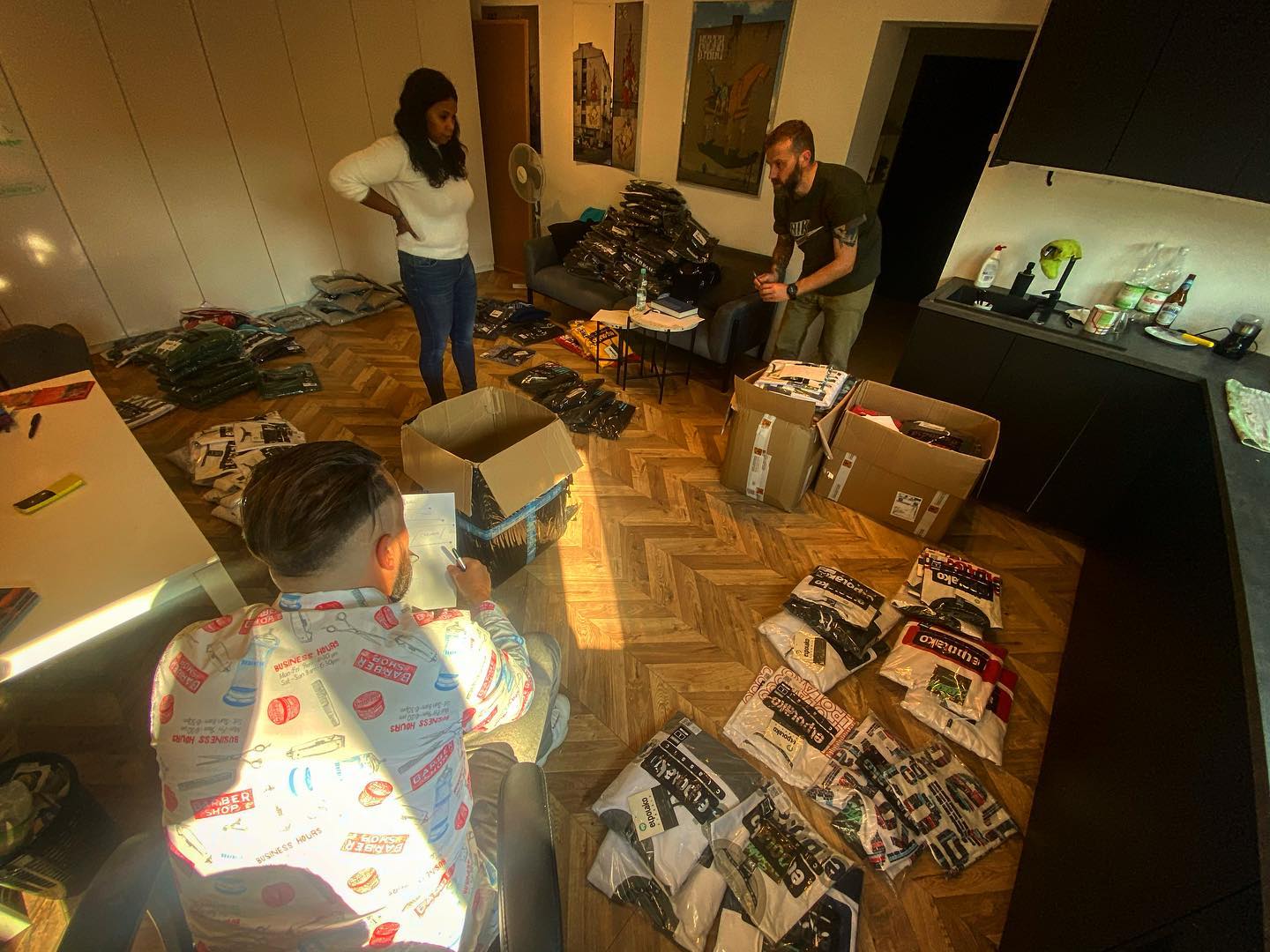 Photo of Przed jutrzejszą sesją zdjęciową EL POLA…