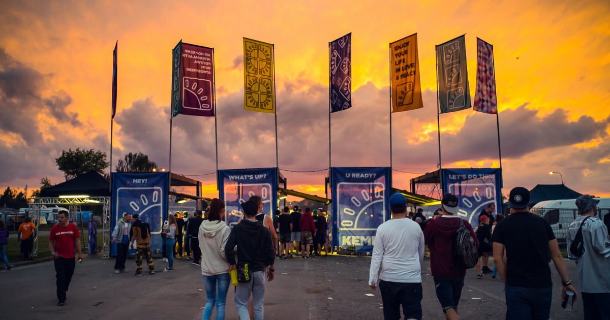 Photo of Podpowiadamy, na które koncerty warto wybrać się na tegorocznym Hip Hop Kempie