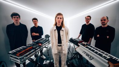 Photo of Obejrzyj The Tunnel — Whispering Sons – Alone (live)