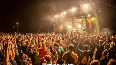 Photo of Put your hands up for another headliner!…