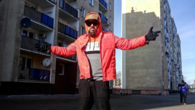 Photo of „A na ulicach pusto. A w TV ch***m wieje…