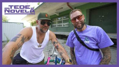 Photo of TEDENOVELA – NASZA WSPÓŁPRACA ZAGROŻONA, LETNIAK Z CHRISEM CARSONEM, WYCIECZKA Z BIG BOYEM [S01E11]