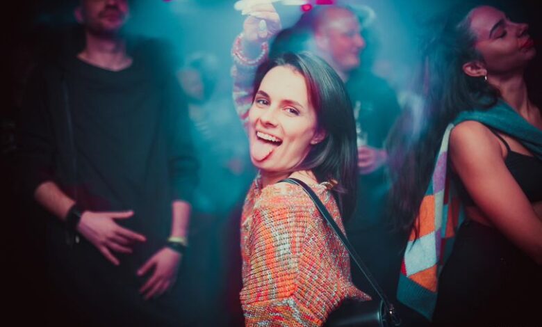 Photo of TONIGHT: Meg, Senthia, Virtual Geisha (…