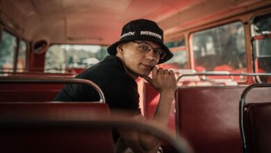Photo of Intruz – Czerwony autobus (prod. Phono CoZaBIt)