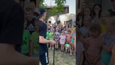 Photo of Kali & Sir Mich uczą śpiewać dzieciaki z Bytomia (Miasto Boga) #shorts